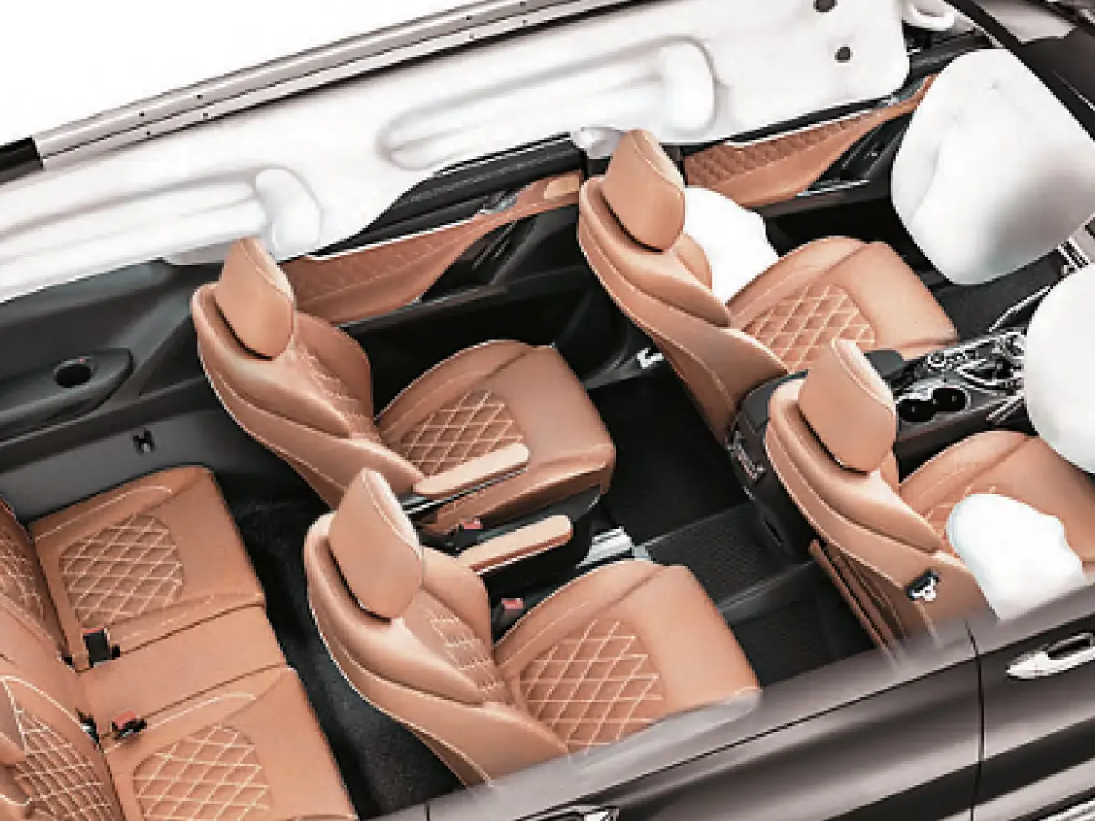 MG Gloster Top Feature